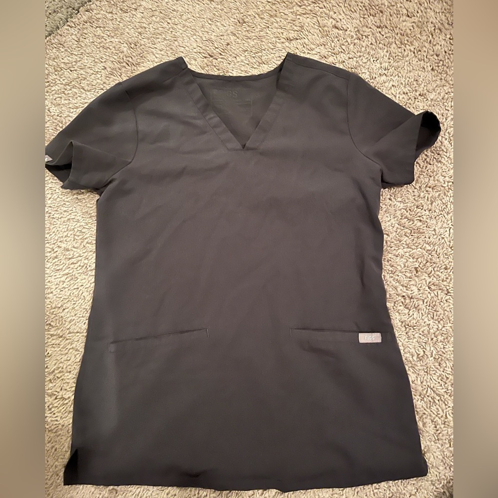 Figs Three Pocket Scrub Top Charcoal